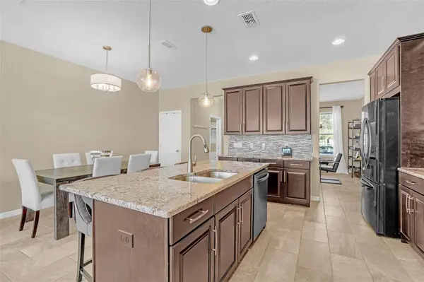 8626 VEDDER LN, Orlando, FL 32832