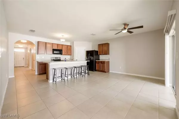 141 SE 5th ST, Cape Coral, FL 33990