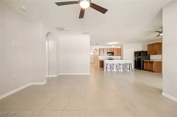 141 SE 5th ST, Cape Coral, FL 33990