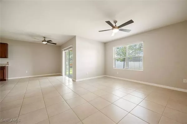 141 SE 5th ST, Cape Coral, FL 33990