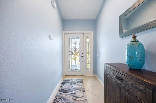 1300 NW 8th PL, Cape Coral, FL 33993