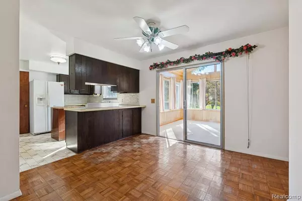 15016 East Road, Maple Grove Twp, MI 48457