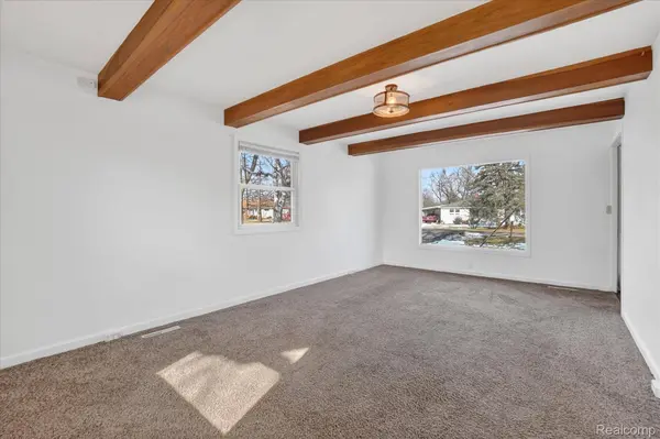 1926 Kilbourn AVE, Owosso, MI 48867