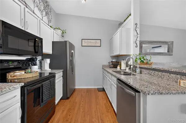 9468 Forestview CIR, Mundy, MI 48439