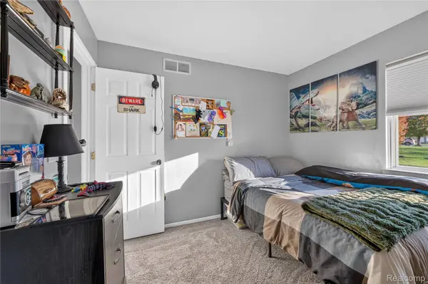 9468 Forestview CIR, Mundy, MI 48439