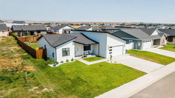 1429 Silverton DR