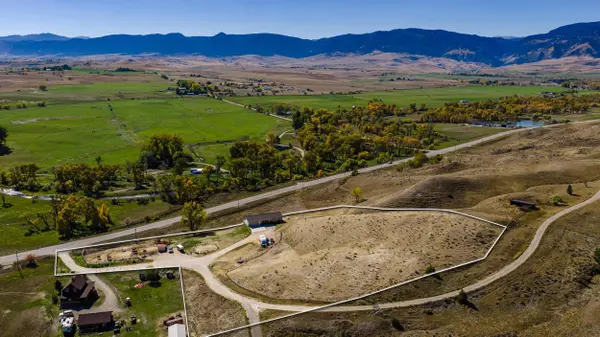6 Grandview DR, Sheridan, WY 82801