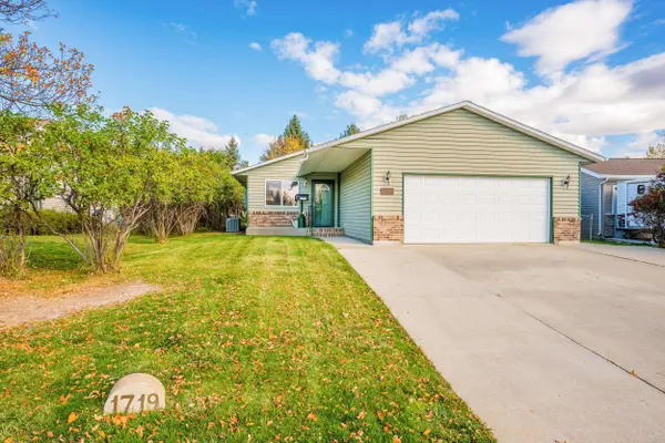 1719 Sagebrush DR, Sheridan, WY 82801
