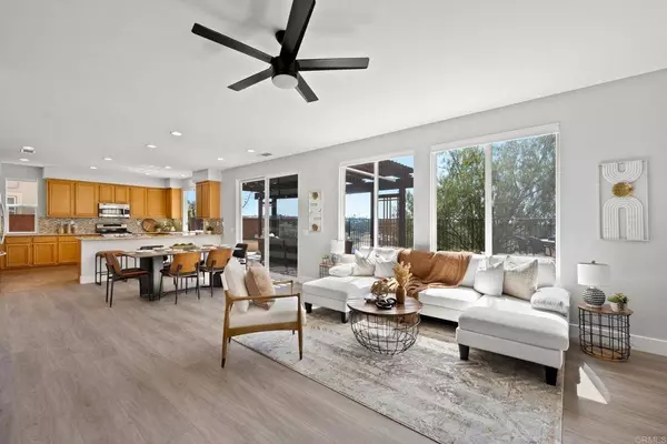 328 Plaza Los Osos, Chula Vista, CA 91914