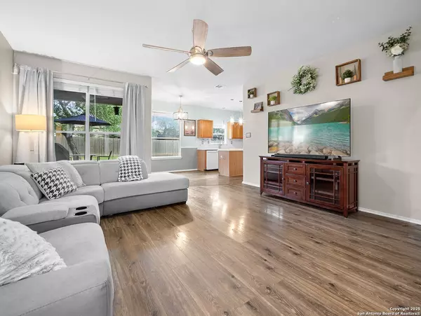 17023 Ashbury Ldg, San Antonio, TX 78247