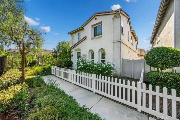 35724 Kittentails LN, Murrieta, CA 92562