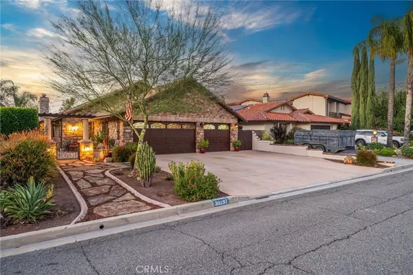 30297 Skippers Way, Canyon Lake, CA 92587