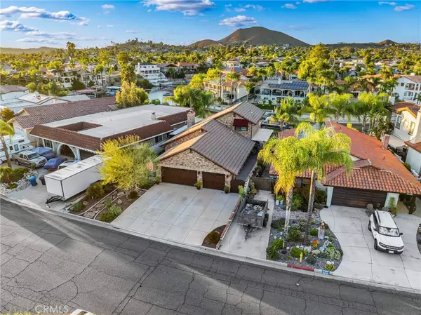 30297 Skippers Way, Canyon Lake, CA 92587