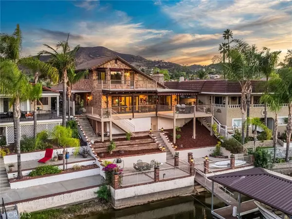 30297 Skippers Way, Canyon Lake, CA 92587