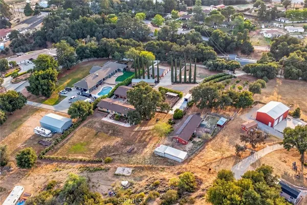 9312 Avenida Altura Bella, Cherry Valley, CA 92223