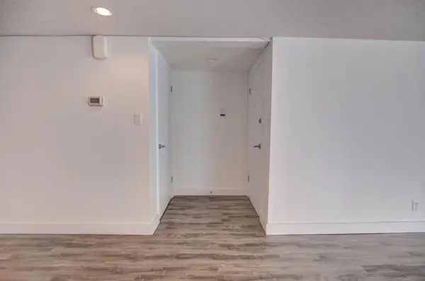 1908 28 AVE SW #101, Calgary, AB T2T 1K1
