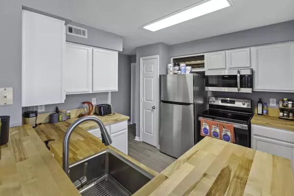 700 Daniel Ellis Dr #10307, Charleston, SC 29412