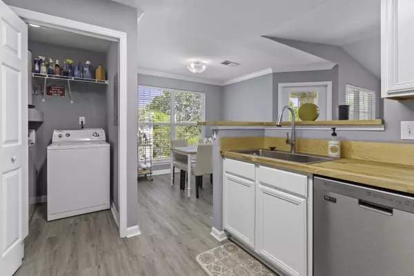 700 Daniel Ellis Dr #10307, Charleston, SC 29412