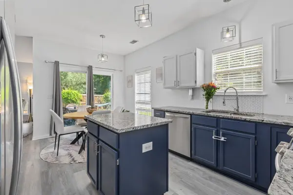 3202 Middleburry Ln, Charleston, SC 29414