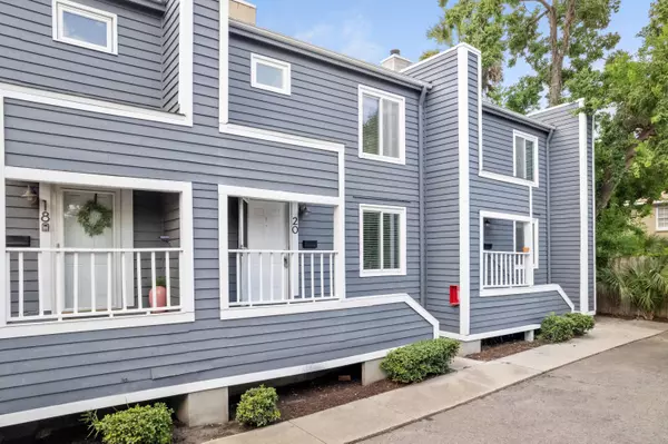 20 Ogier St, Charleston, SC 29403