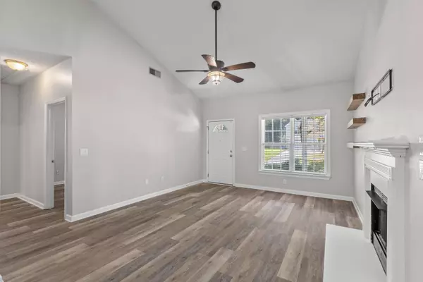 714 Ponderosa Dr, Charleston, SC 29414