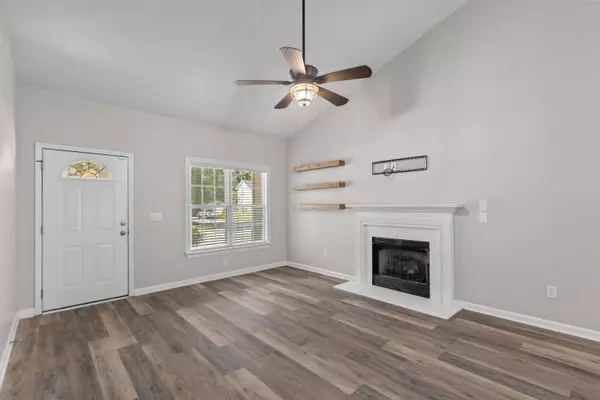 714 Ponderosa Dr, Charleston, SC 29414