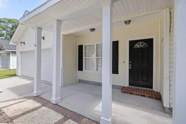 714 Ponderosa Dr, Charleston, SC 29414