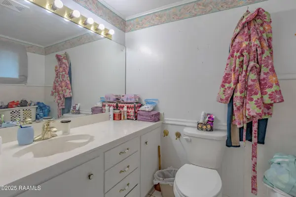 912 Chestnut ST, Mamou, LA 70554