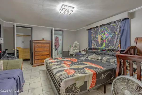 912 Chestnut ST, Mamou, LA 70554