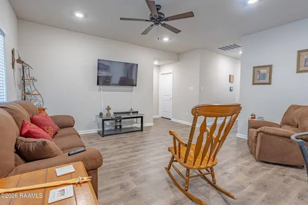 104 Still Lake DR, Duson, LA 70529