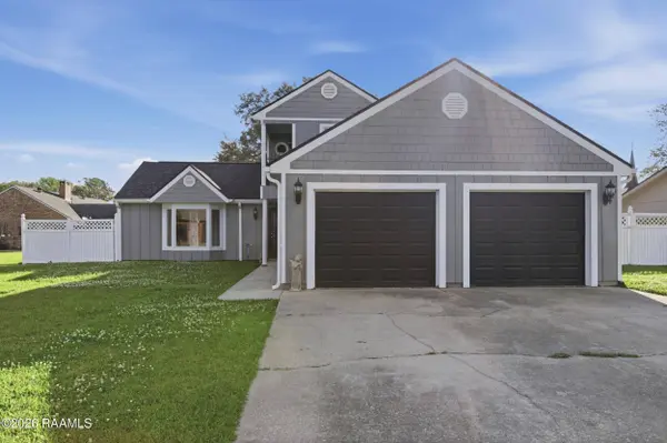 420 Rosemount DR, New Iberia, LA 70560