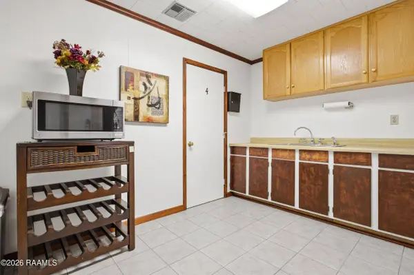 6615 N University AVE, Carencro, LA 70520