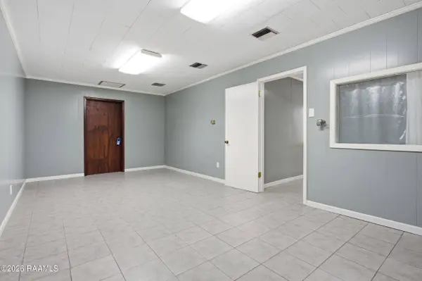 6615 N University AVE, Carencro, LA 70520