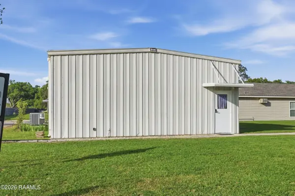 6615 N University AVE, Carencro, LA 70520