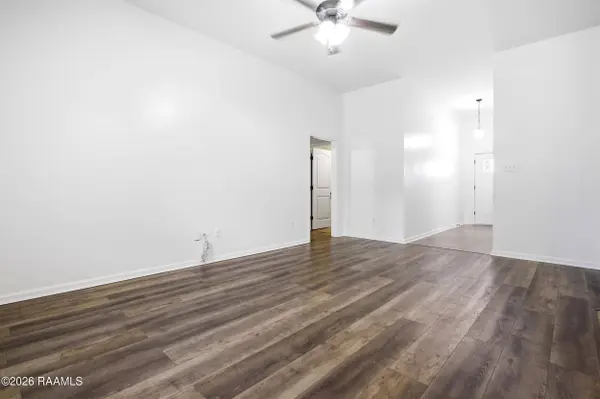 321 Elwick DR, Lafayette, LA 70507