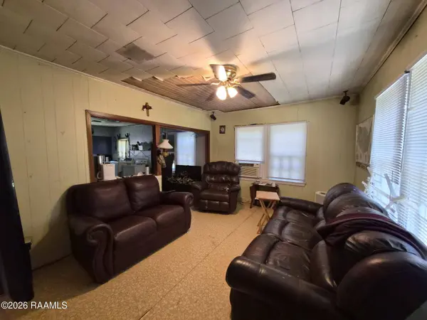 6209 Saint Landry HWY, Ville Platte, LA 70586