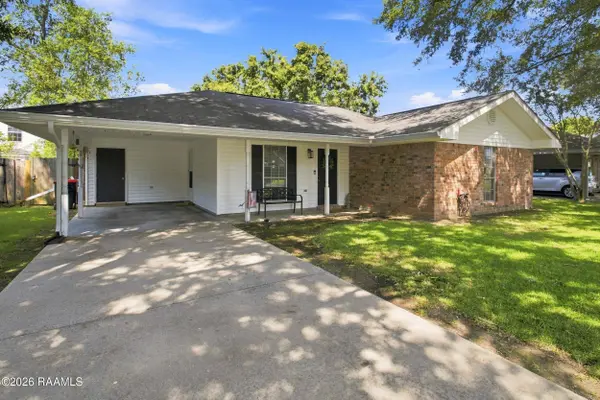 130 Marietta DR, Youngsville, LA 70592
