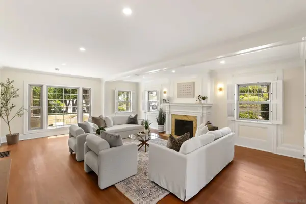 1896 Lyndon, San Diego, CA 92103