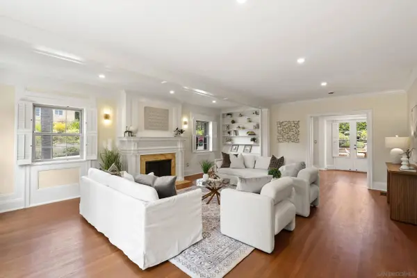 1896 Lyndon, San Diego, CA 92103