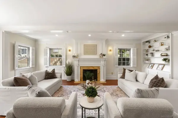 1896 Lyndon, San Diego, CA 92103