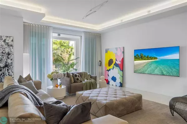 244 Shore Ct, Lauderdale By The Sea, FL 33308