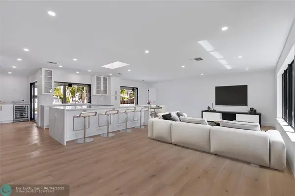 4440 NE 26th Ave, Lighthouse Point, FL 33064