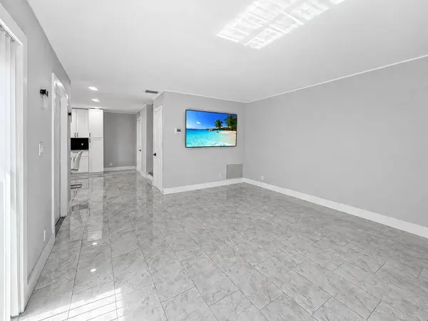 1251 S Federal HWY #114, Boca Raton, FL 33432
