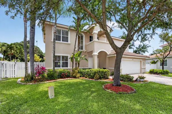 6207 Shadow Tree LN, Lake Worth, FL 33463