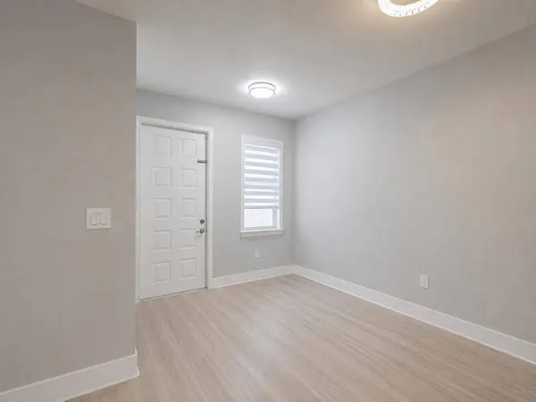 4750 NW 117th AVE, Coral Springs, FL 33076