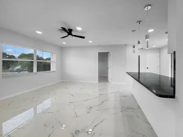 2030 NE 1st LN, Boynton Beach, FL 33435