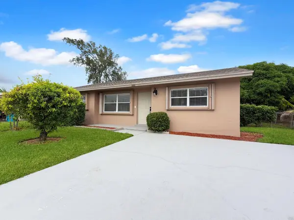 2030 NE 1st LN, Boynton Beach, FL 33435
