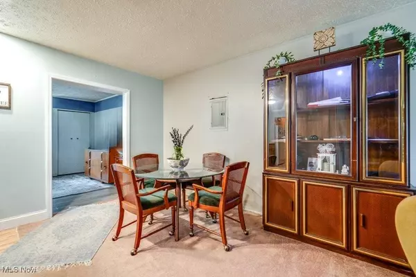 6126 Mark DR, Bedford Heights, OH 44146