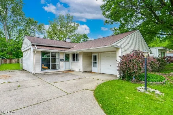 9365 Manorford DR, Parma Heights, OH 44130