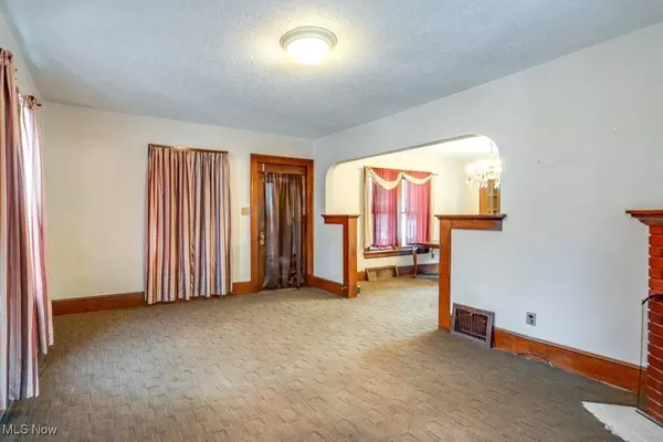 516 Floyd ST, Akron, OH 44310